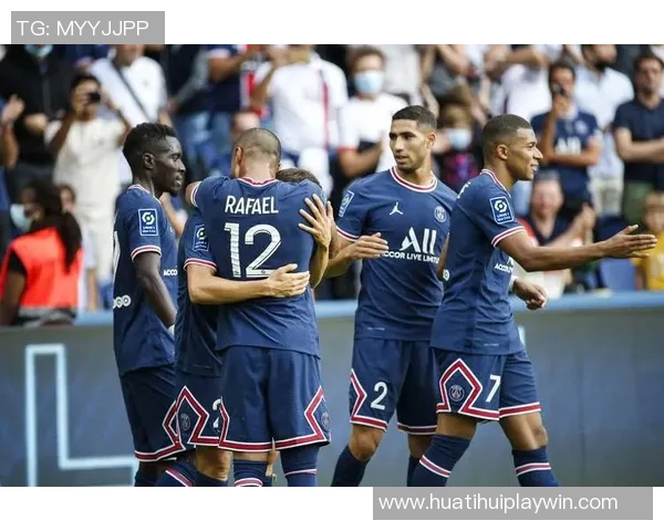 巴黎防线崩溃杜埃失误助攻莫雷拉轻松破门斯特拉斯堡逆转成功